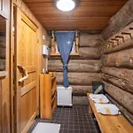 Huoneisto Kuukkeli Hirvas