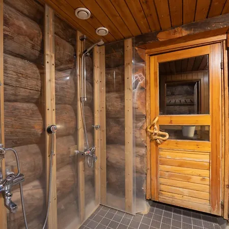 Kuukkeli Hirvas * Saariselkä