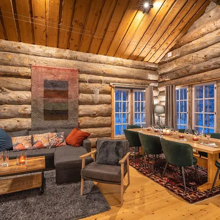 Kuukkeli Hirvas Appartement Saariselkä